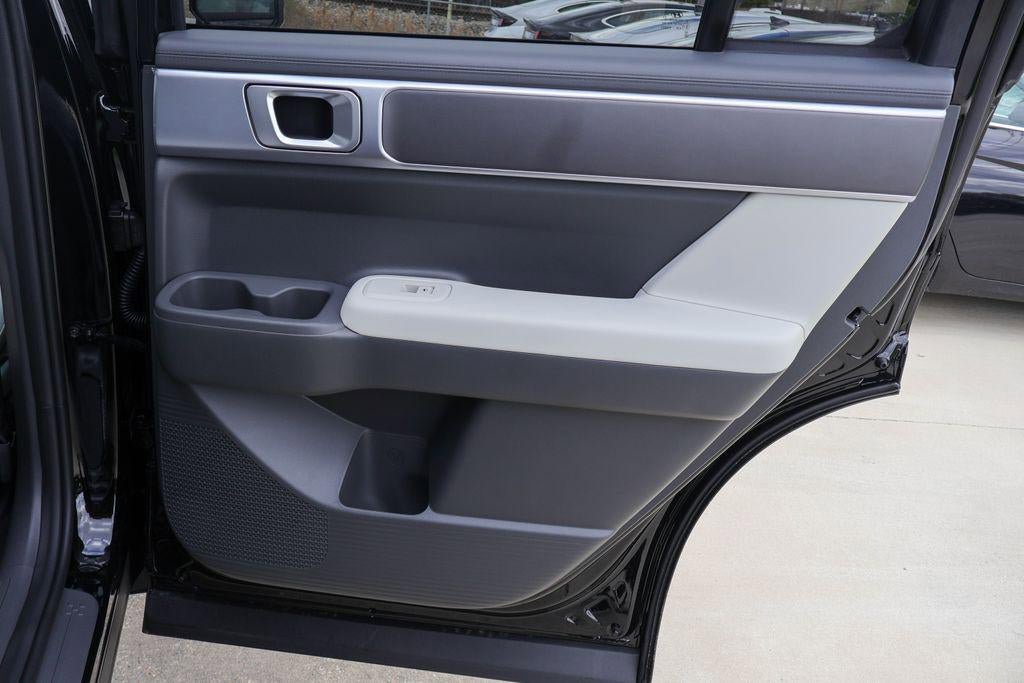 New 2026 Hyundai Santa Fe SE FWD image 15