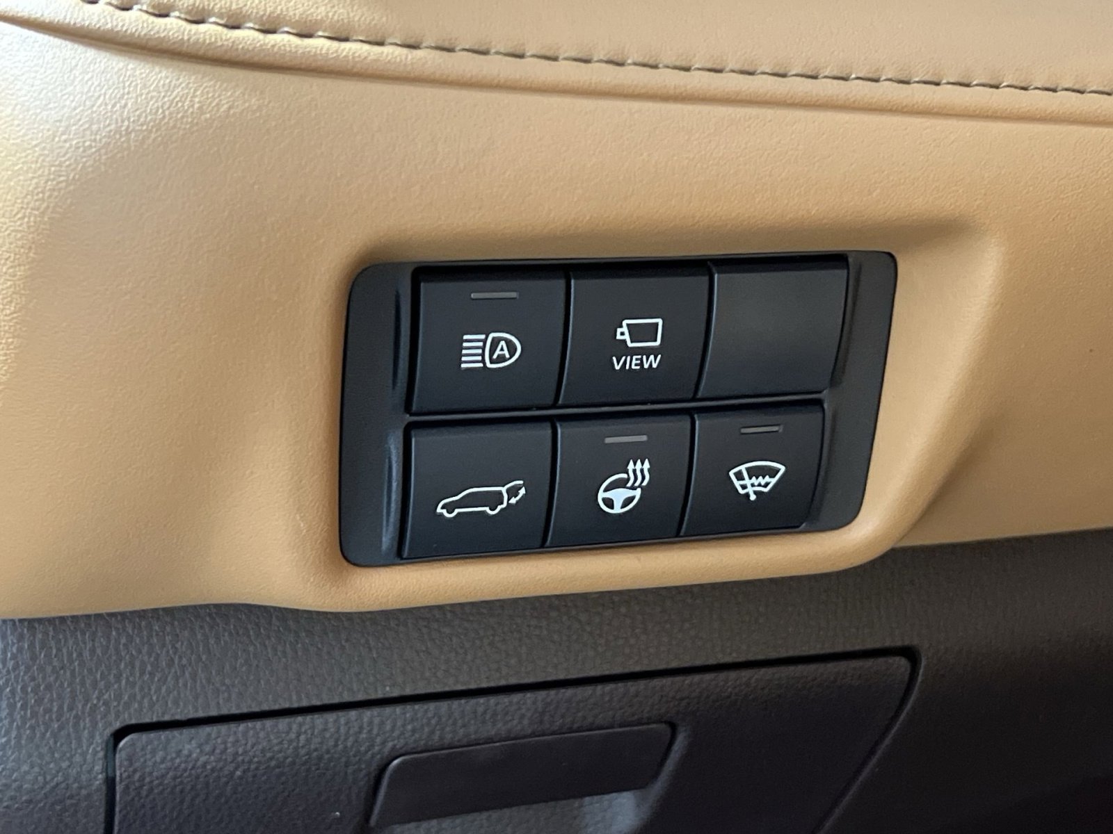 Used 2022 Toyota Highlander Platinum image 32