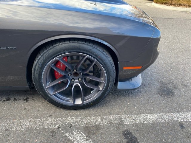 Used 2020 Dodge Challenger R/T w/ Blacktop Package image 20