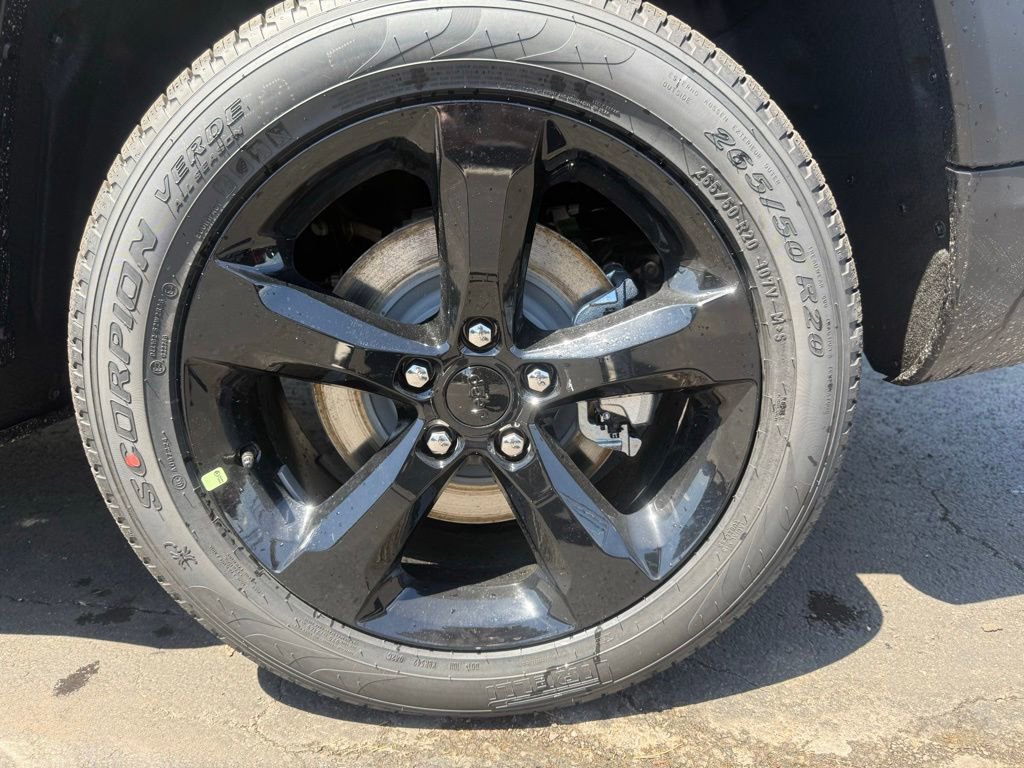 New 2026 Jeep Grand Cherokee L Limited AWD/4WD image 32