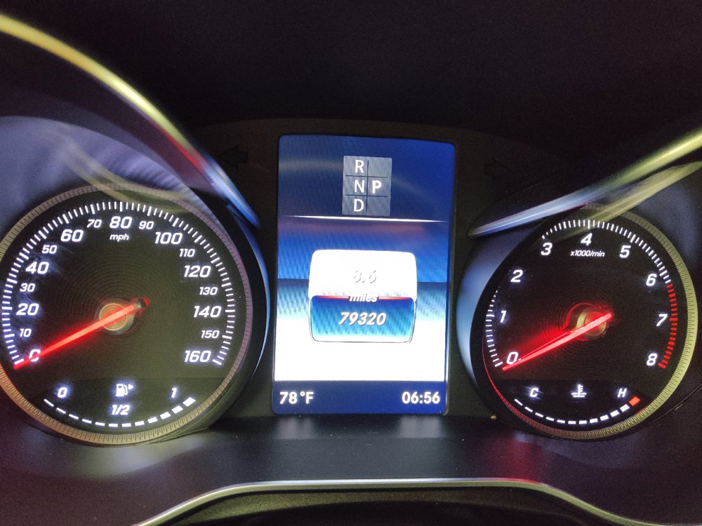 Used 2019 Mercedes-Benz GLC 300 4MATIC image 23