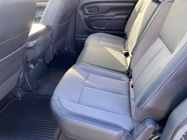 Used 2018 Nissan Titan SV AWD/4WD image 27