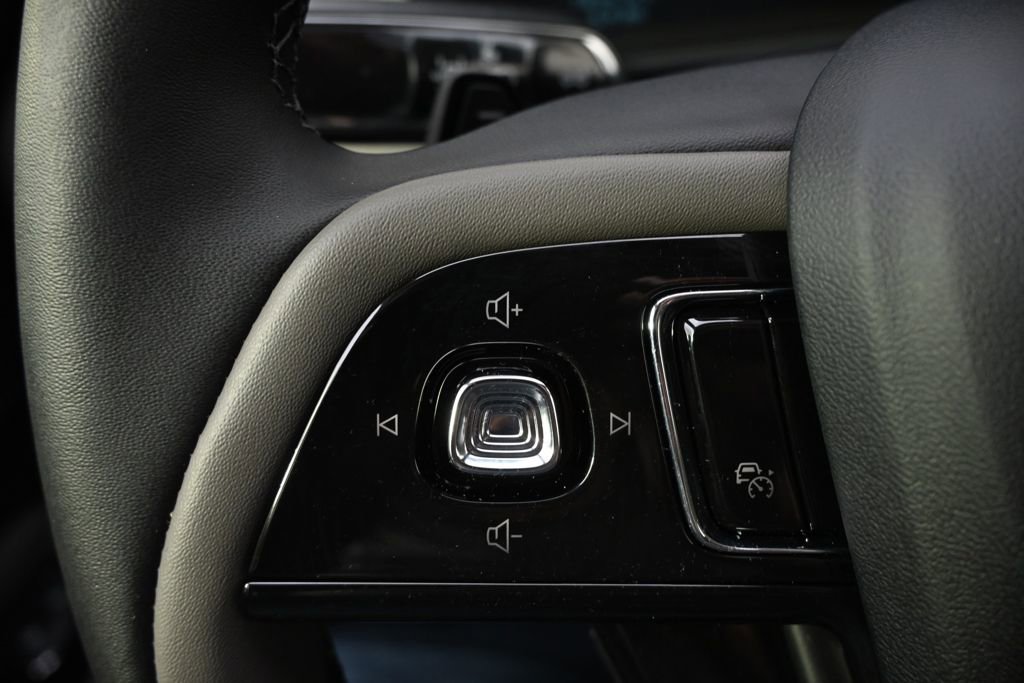 New 2026 Lincoln Corsair Premiere image 31