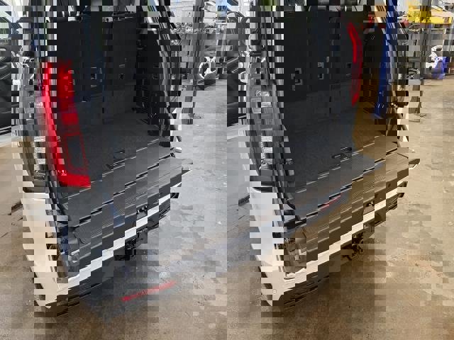 New 2026 Ford Expedition Active image 37