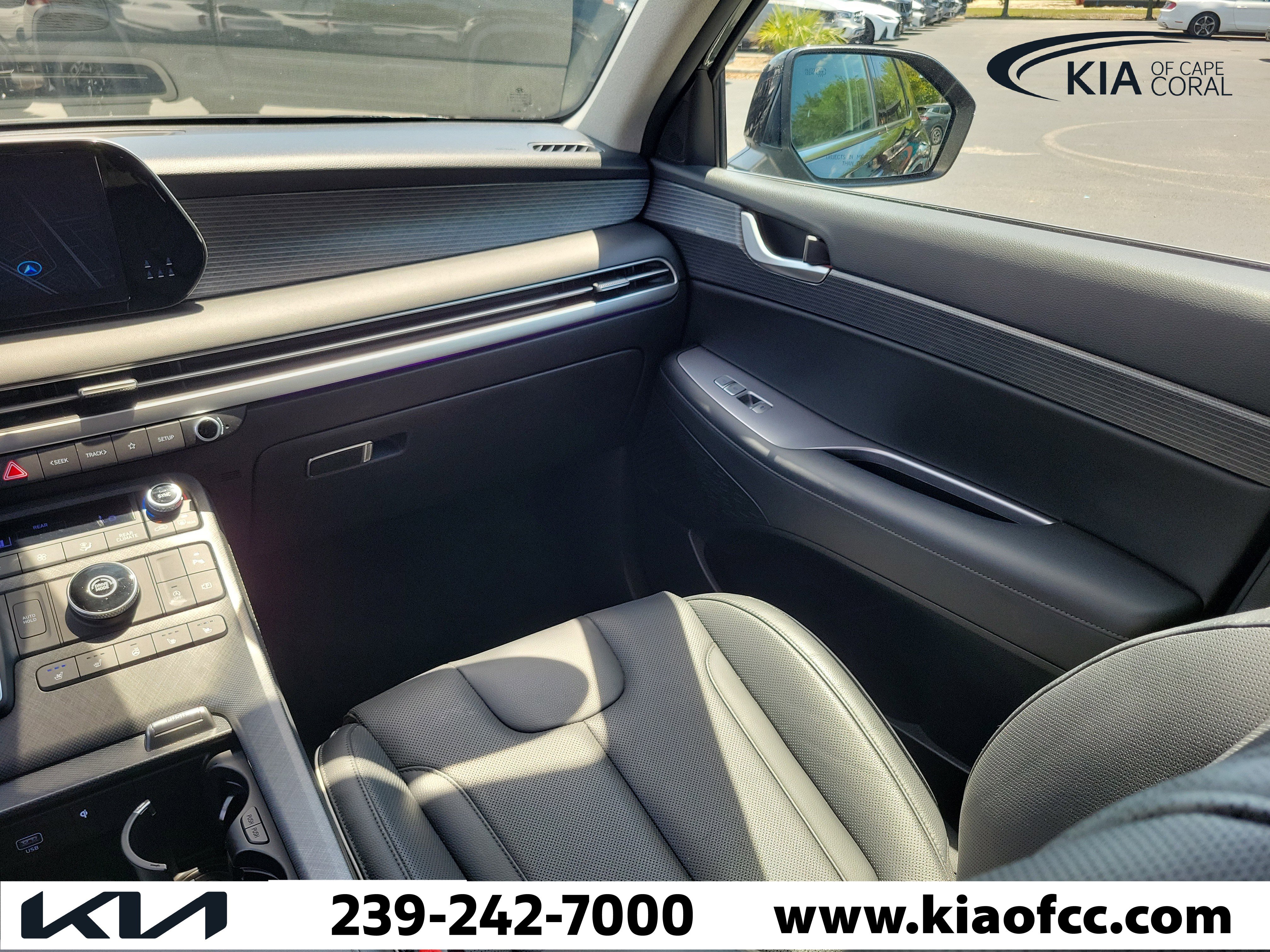 Used 2025 Hyundai Palisade Limited image 19