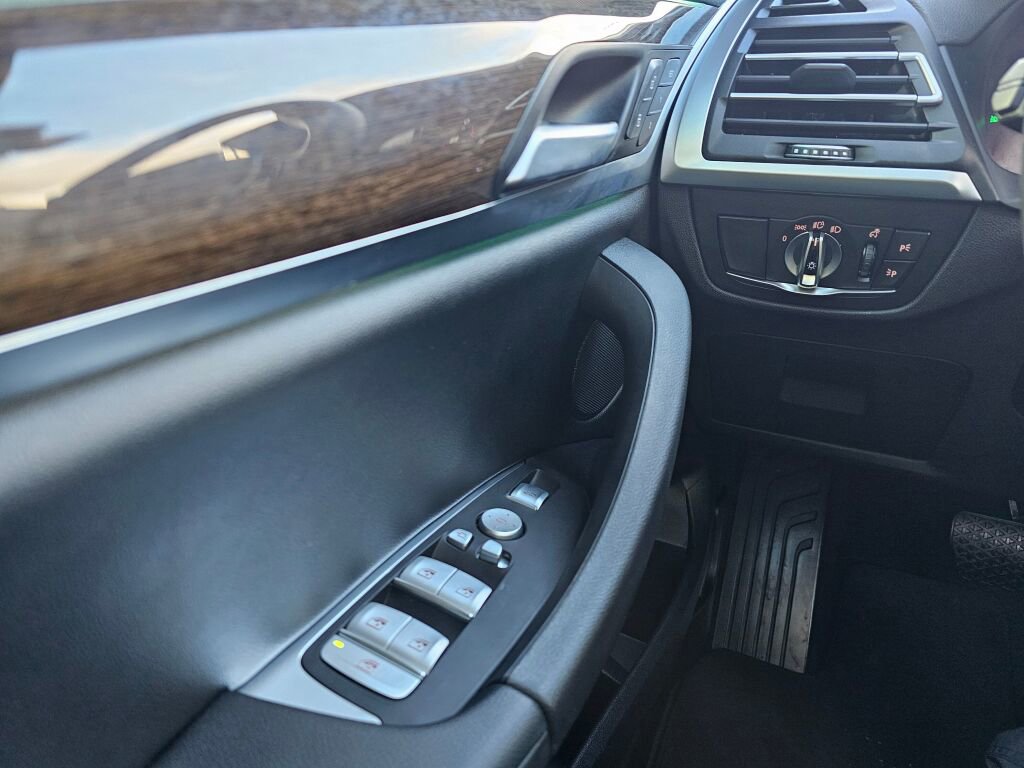 Used 2024 BMW X3 xDrive30i image 37