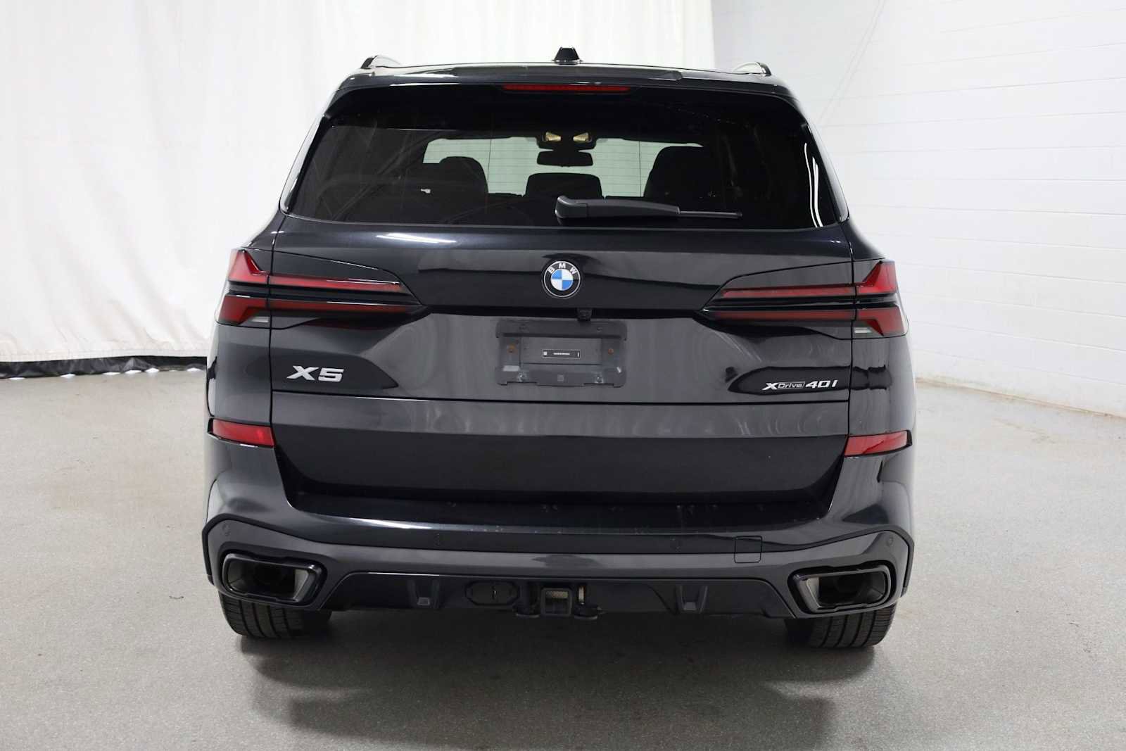 Used 2024 BMW X5 xDrive40i w/ M Sport Package image 7