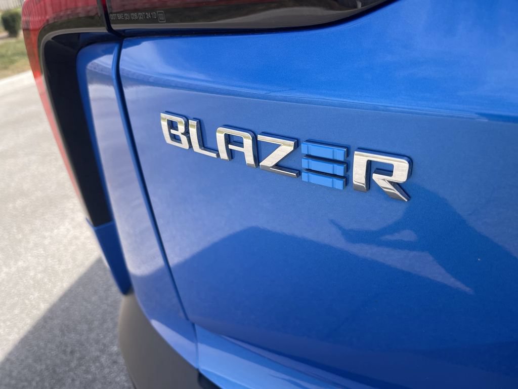 Used 2024 Chevrolet Blazer EV LT AWD/4WD image 13