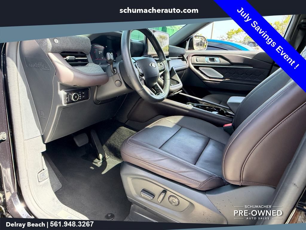 Used 2025 Ford Explorer Platinum w/ Ultimate Package RWD image 10