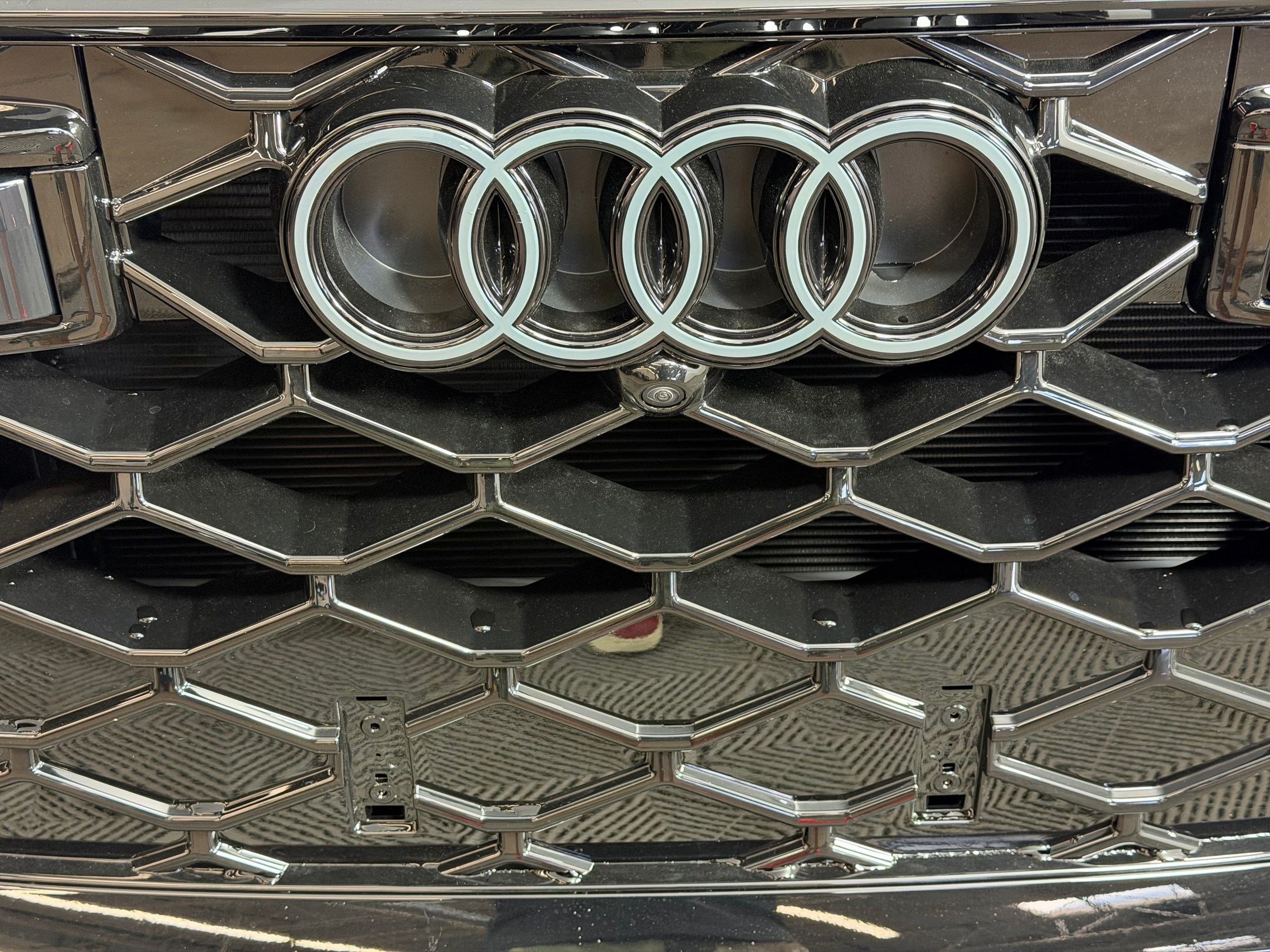 New 2026 Audi RS Q8 performance AWD/4WD image 20