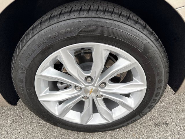 Used 2025 Chevrolet Malibu LT image 11