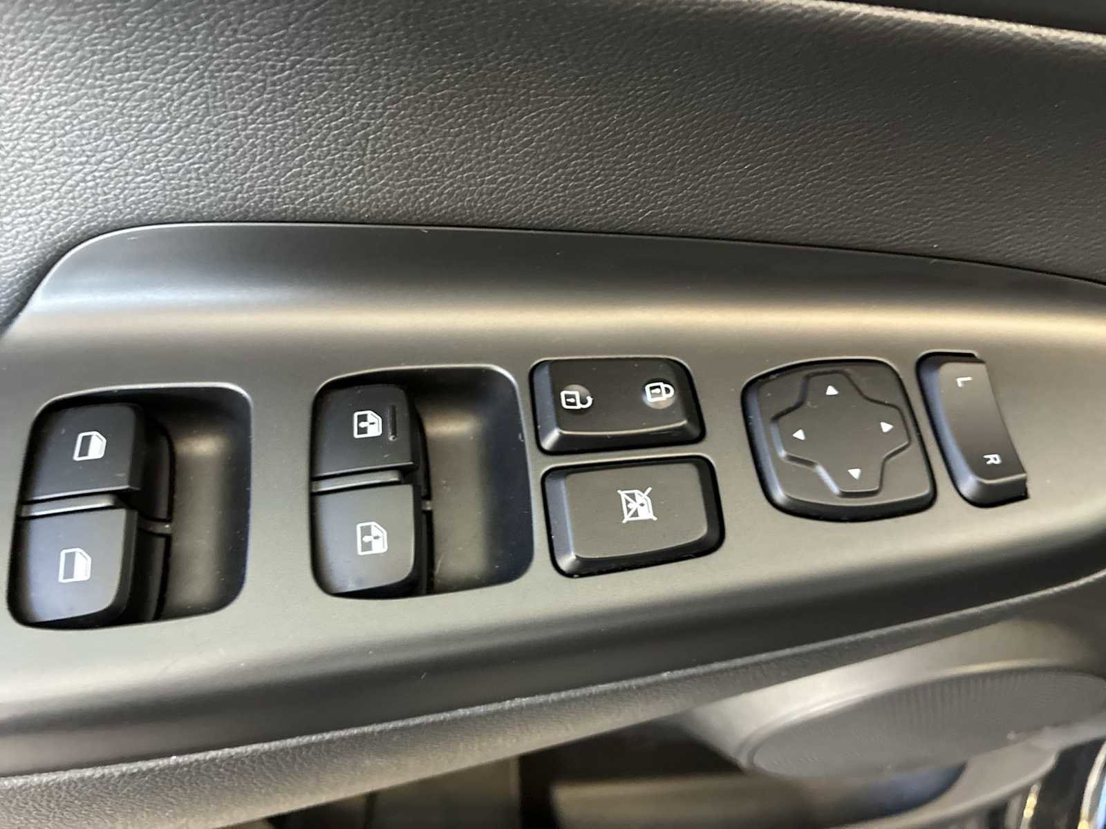 Used 2020 Hyundai Kona Ultimate image 15