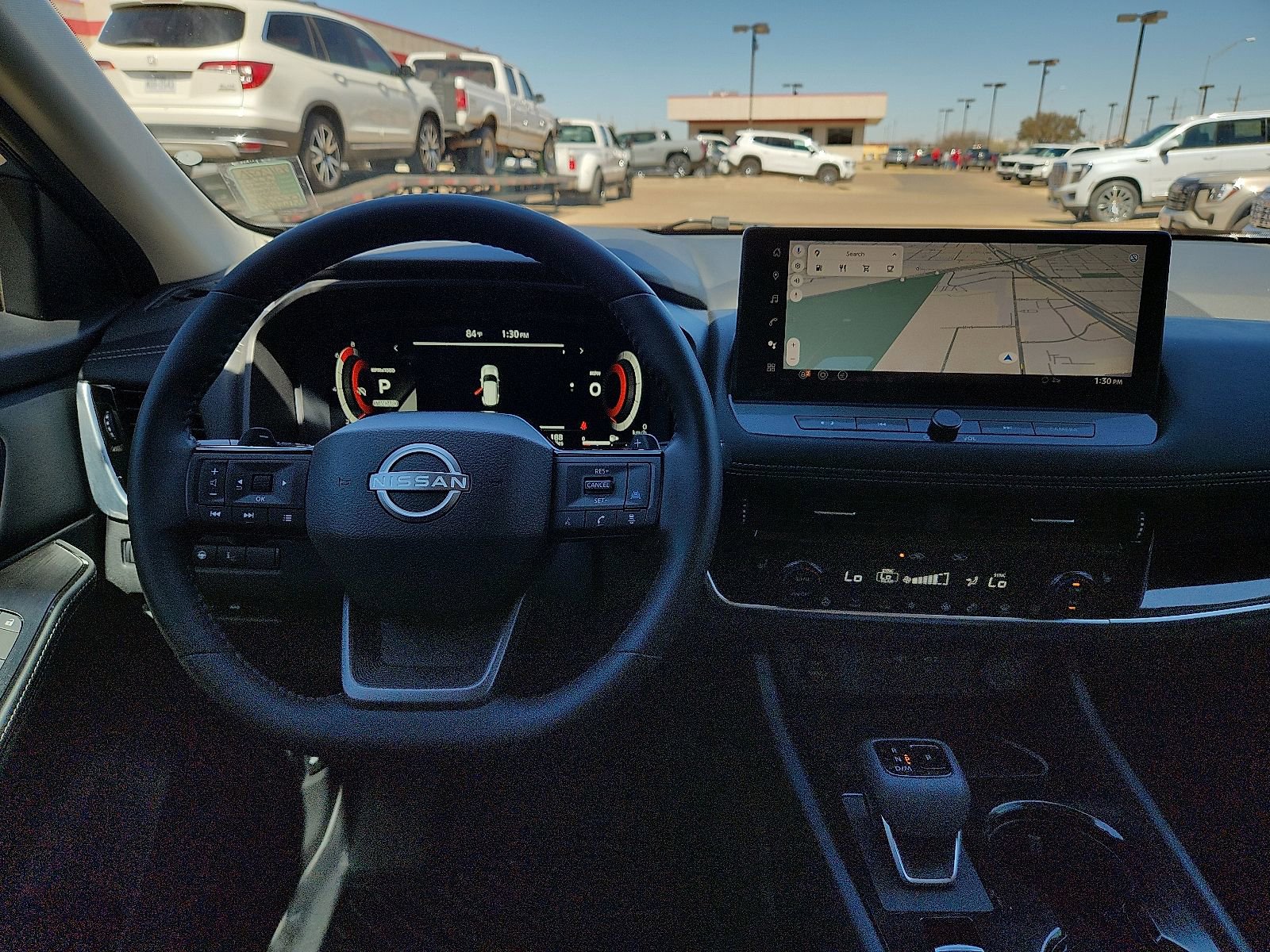 Used 2025 Nissan Rogue SL w/ SL Premium Package image 12