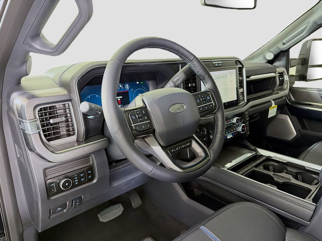 New 2025 Ford F350 Platinum w/ FX4 Off-Road Package image 9