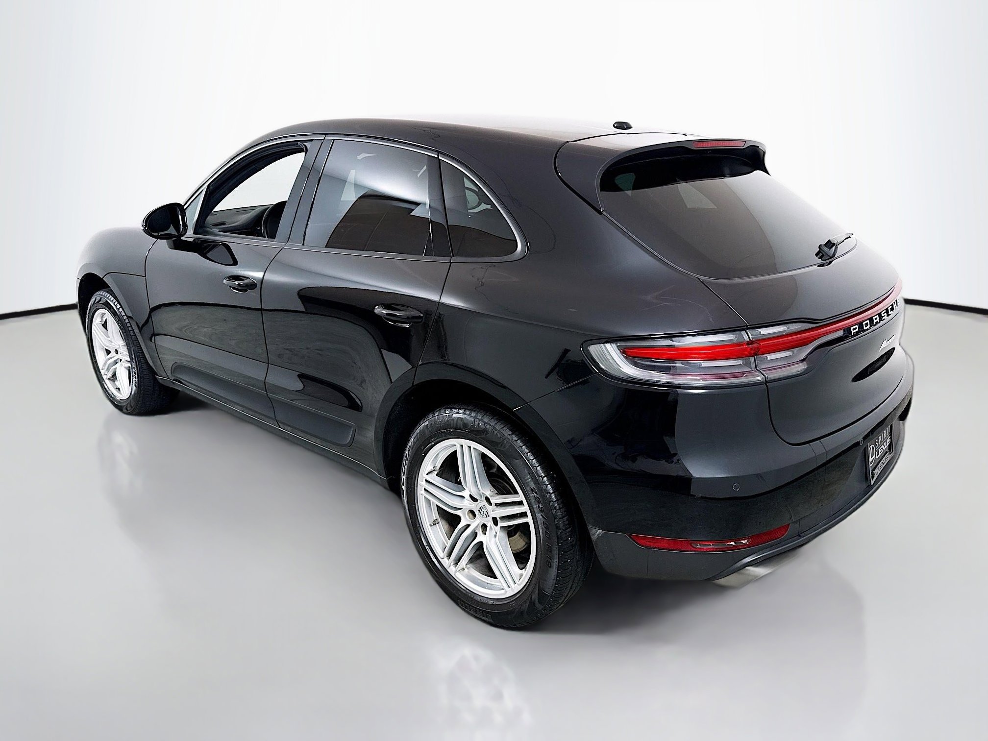Used 2020 Porsche Macan image 5