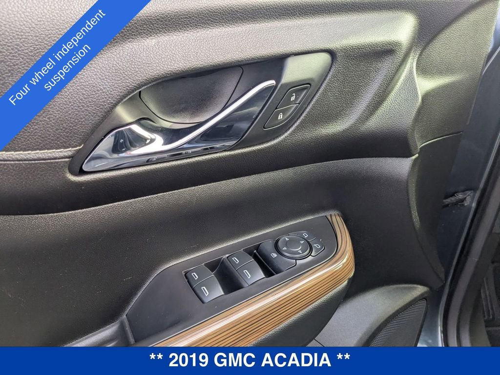 Used 2019 GMC Acadia SLE image 15