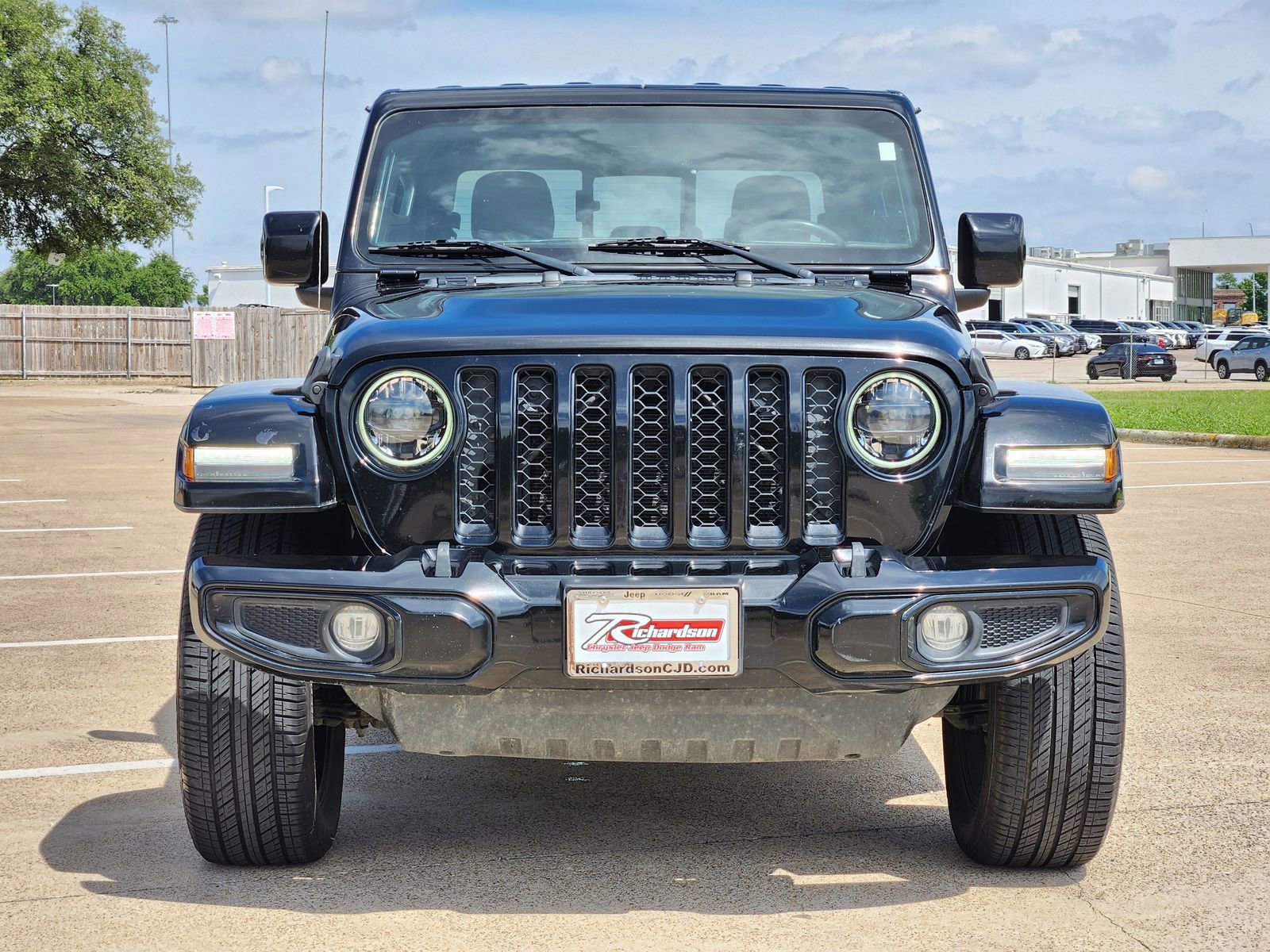 Used 2023 Jeep Gladiator Overland AWD/4WD image 7