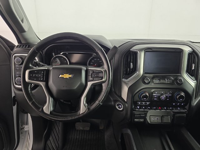Used 2020 Chevrolet Silverado 3500 LTZ w/ LTZ Premium Package AWD/4WD image 16