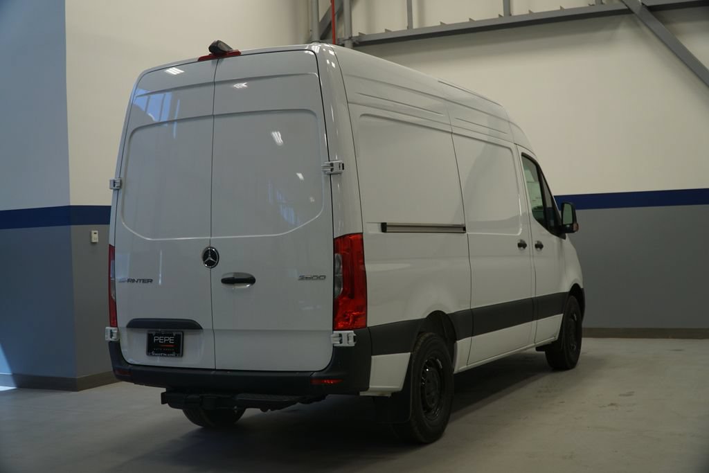 New 2025 Mercedes-Benz Sprinter 2500 image 6