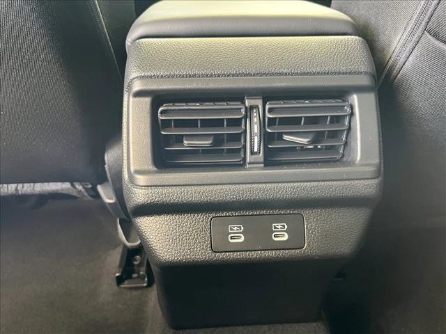 Used 2025 Honda Accord SE image 18
