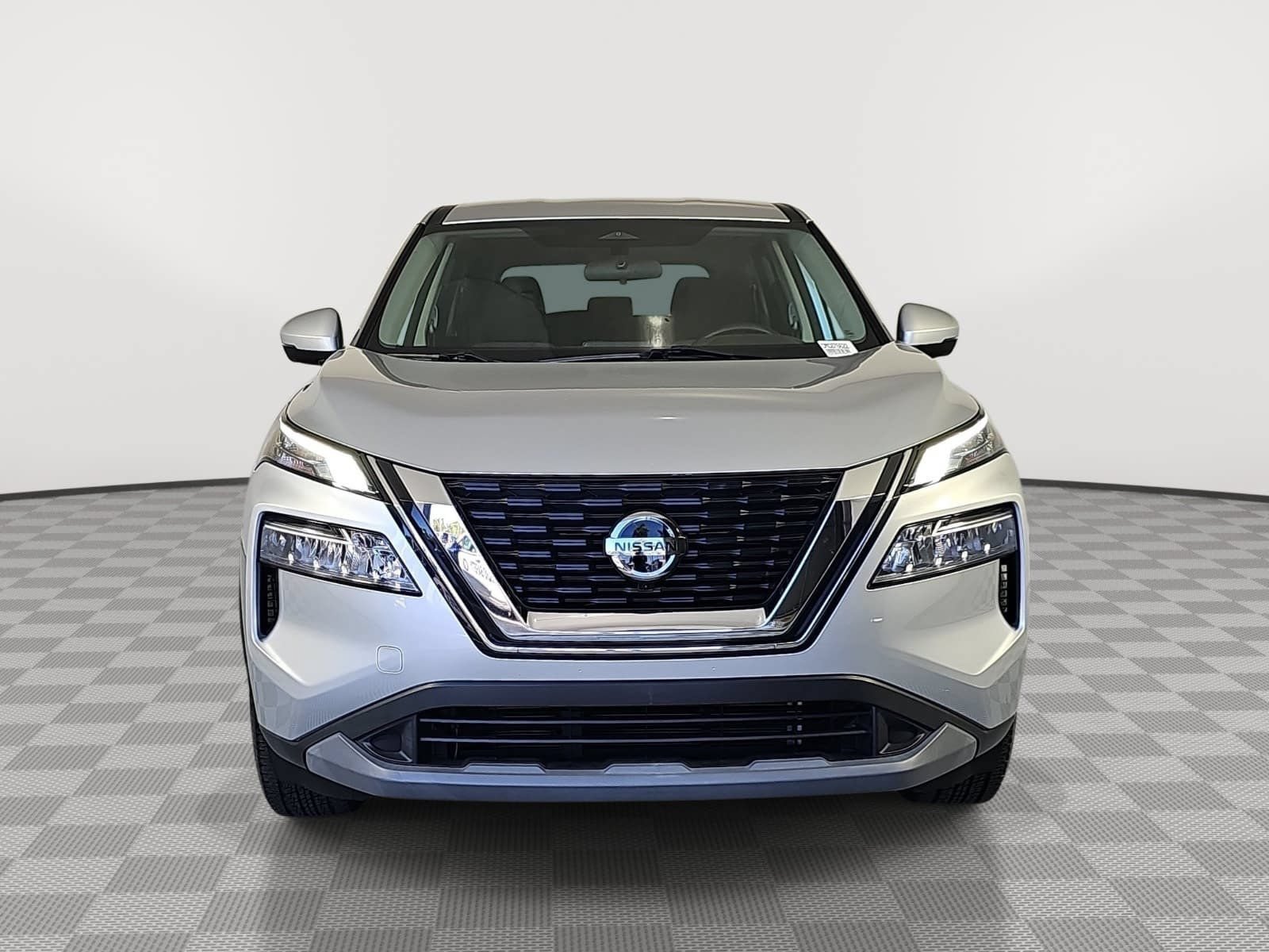 Used 2021 Nissan Rogue SV FWD image 3