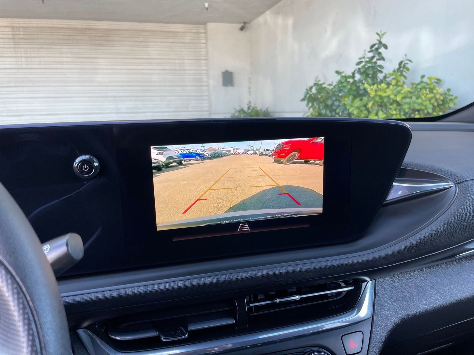 Used 2025 Buick Envista Preferred image 24