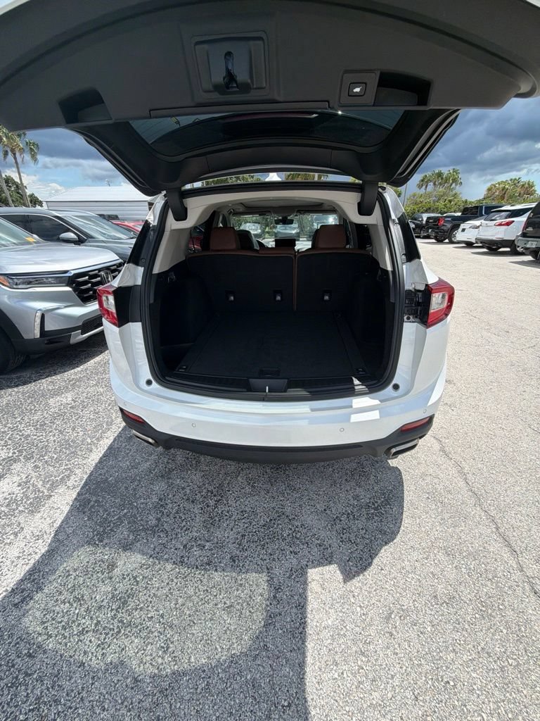Used 2023 Acura RDX w/ Technology Package FWD image 10