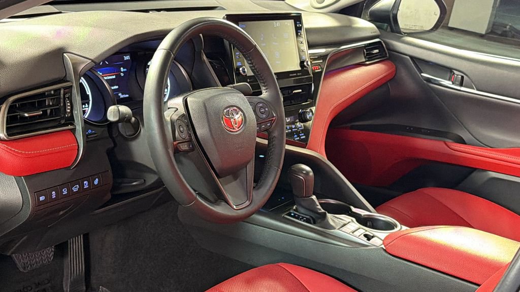 Used 2022 Toyota Camry XSE w/ Navigation Upgrade Package image 26