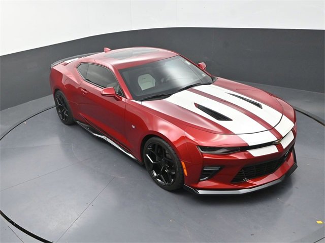 Used 2017 Chevrolet Camaro SS image 15