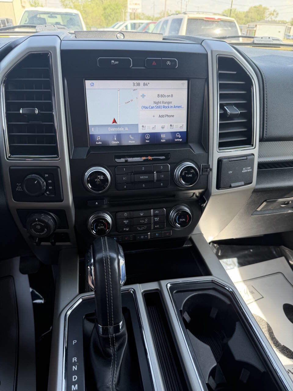 Used 2018 Ford F150 Lariat w/ Equipment Group 502A Luxury AWD/4WD image 15