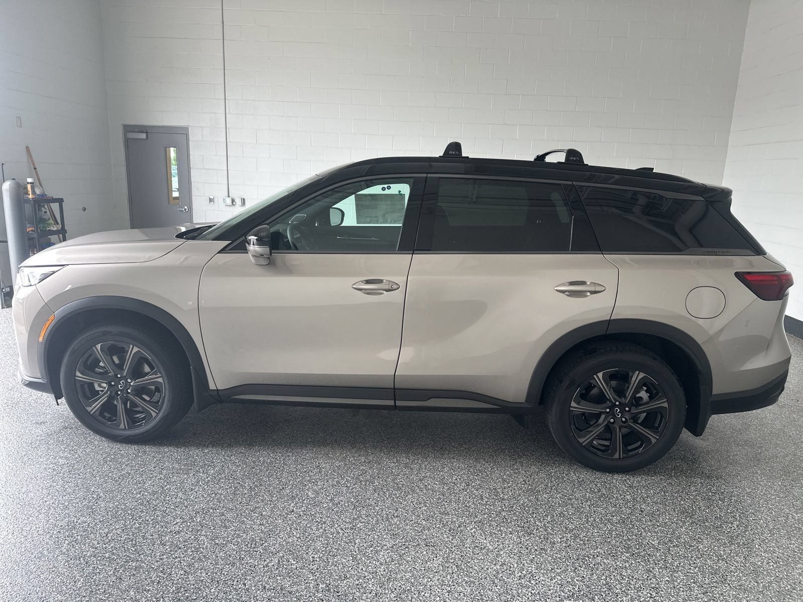 New 2027 INFINITI QX60 Autograph w/ Dark Cargo Package AWD/4WD image 6
