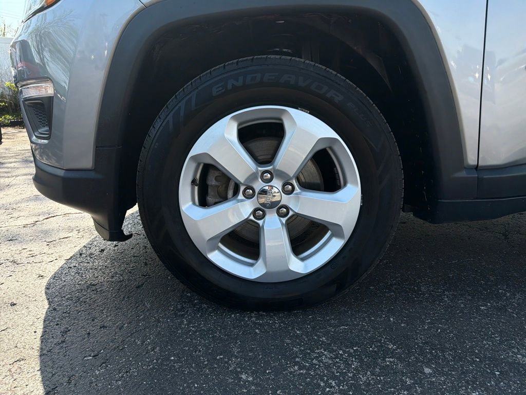 Used 2018 Jeep Compass Latitude w/ Popular Equipment Group image 29