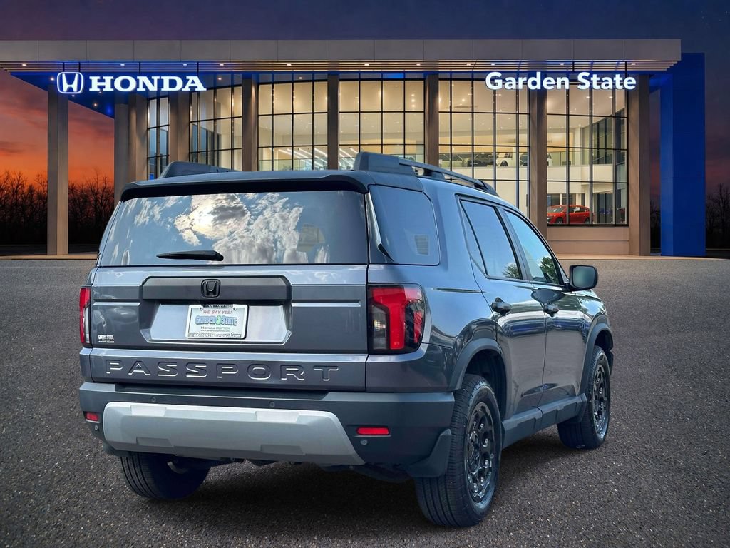 Certified 2026 Honda Passport RTL image 3