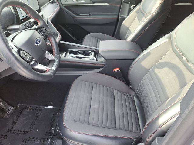 Used 2025 Ford Explorer ST-Line image 24