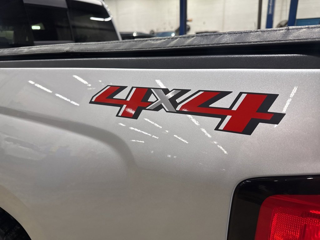 Used 2018 Chevrolet Silverado 1500 LT w/ All Star Edition image 7