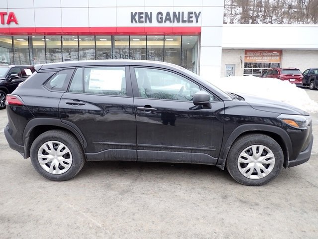 New 2026 Toyota Corolla Cross L image 2