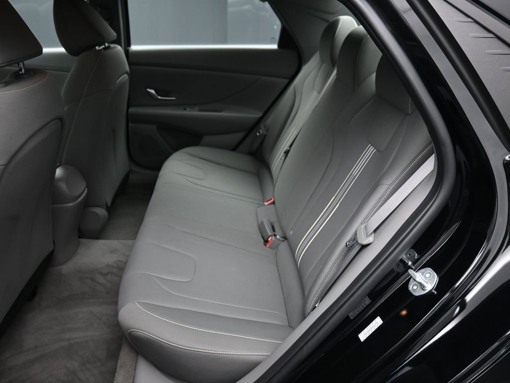 Used 2023 Hyundai Elantra SEL w/ Convenience Package FWD image 20