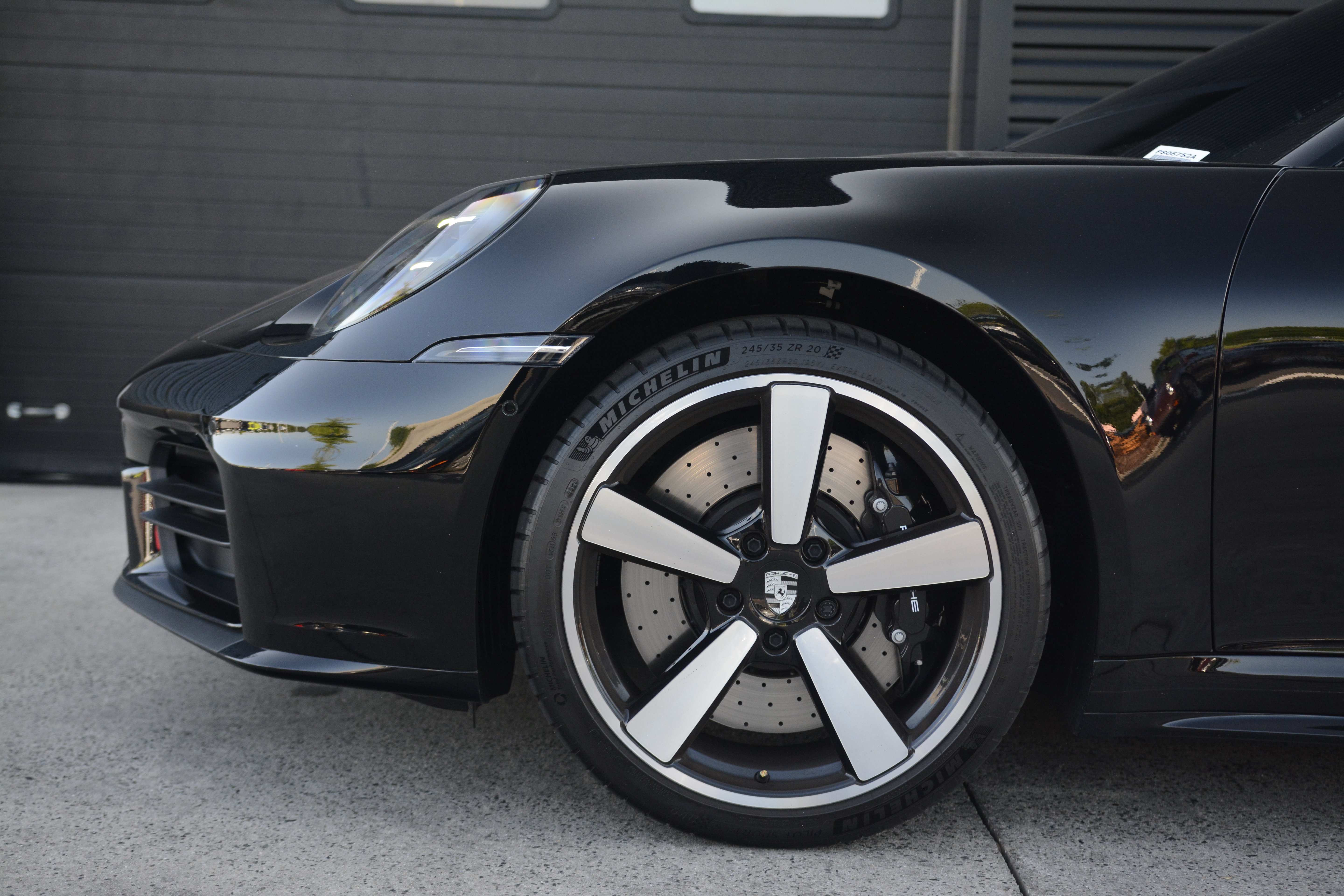 Certified 2025 Porsche 911 Carrera S RWD image 33