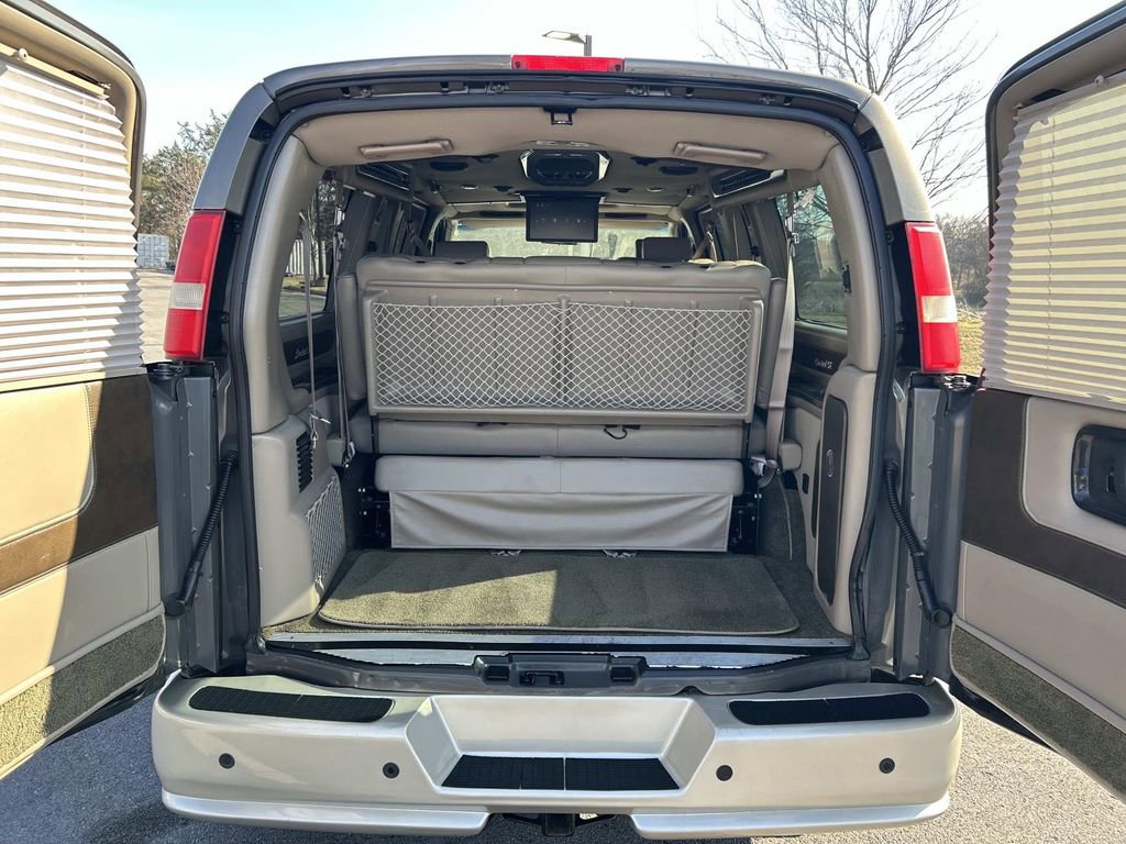 Used 2014 GMC Savana 1500 image 15