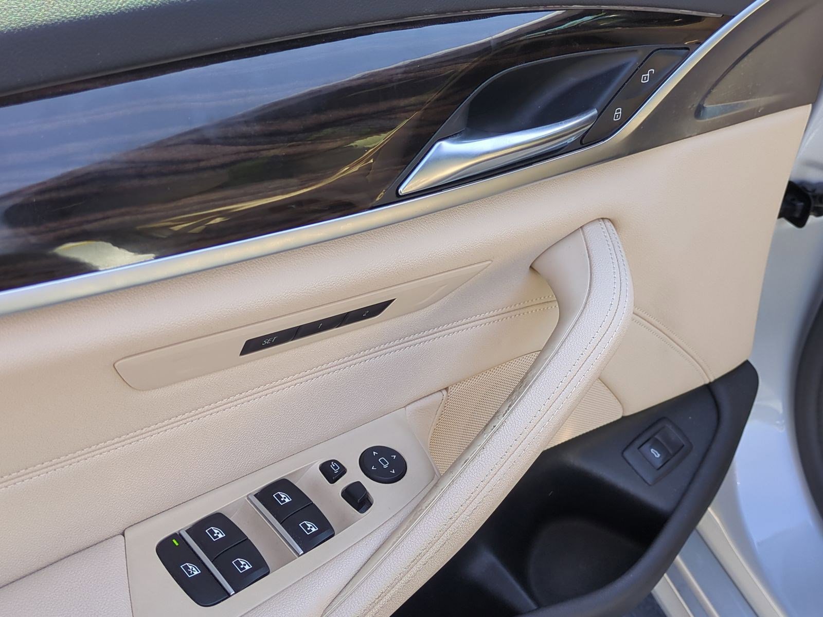 Used 2019 BMW 530i w/ Convenience Package image 15