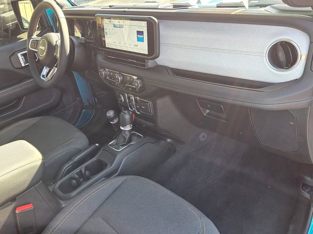 Used 2024 Jeep Wrangler Sahara AWD/4WD image 15