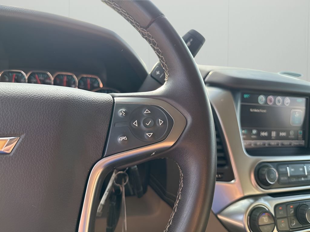 Used 2016 Chevrolet Suburban LS image 31