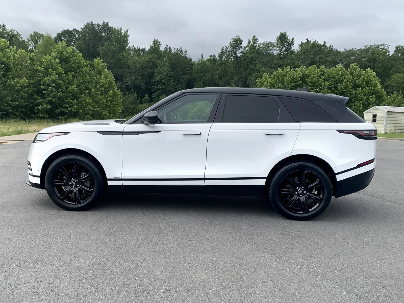 Used 2021 Land Rover Range Rover Velar R-Dynamic S AWD/4WD image 4