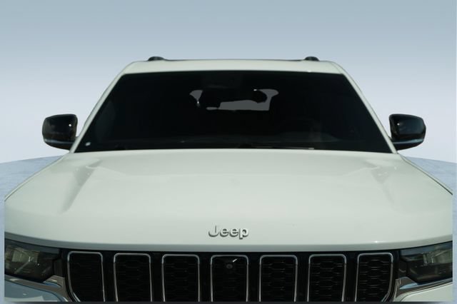 Used 2024 Jeep Grand Cherokee L Limited w/ Luxury Tech Group II RWD image 45