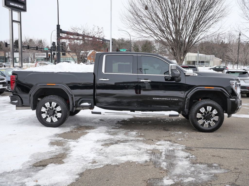 Used 2024 GMC Sierra 2500 Denali w/ Denali Reserve Package image 11