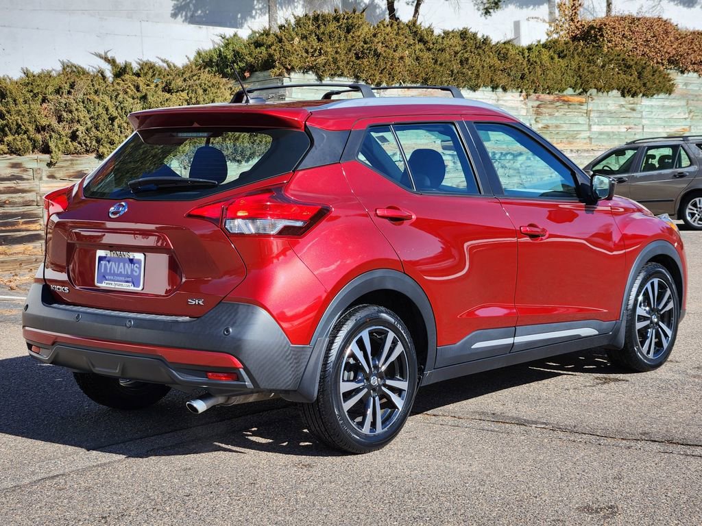Used 2020 Nissan Kicks SR w/ Exterior Package image 3