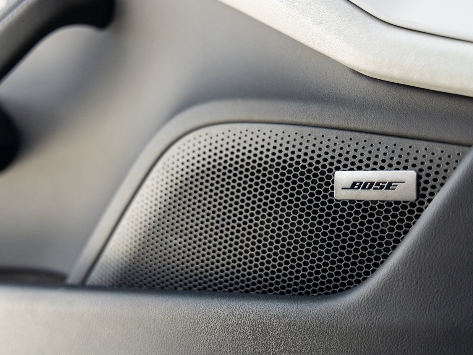 Certified 2025 Porsche Taycan RWD image 20