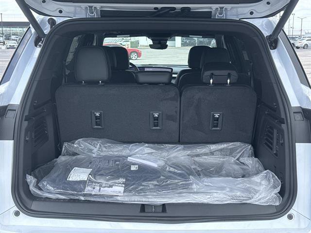 New 2026 Buick Enclave Avenir w/ Super Cruise Package AWD/4WD image 8