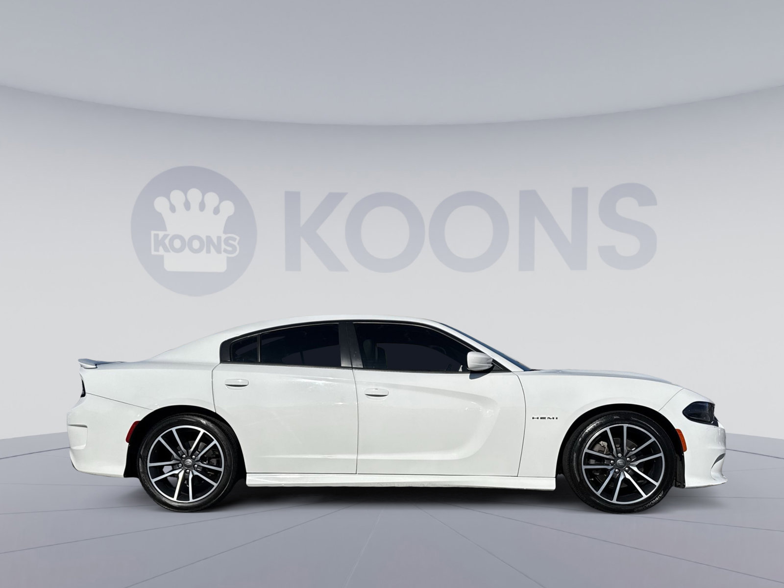 Used 2020 Dodge Charger R/T w/ Plus Group image 4