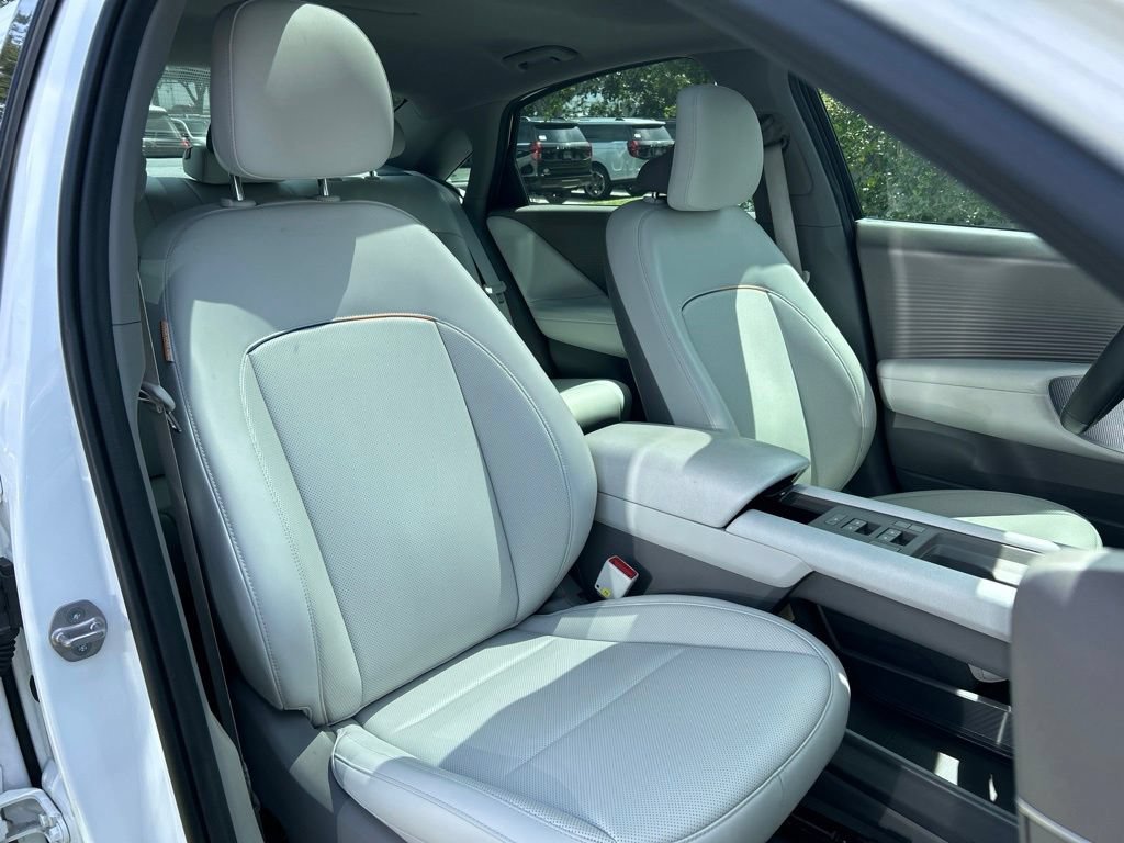 Used 2023 Hyundai Ioniq 6 Limited RWD image 46